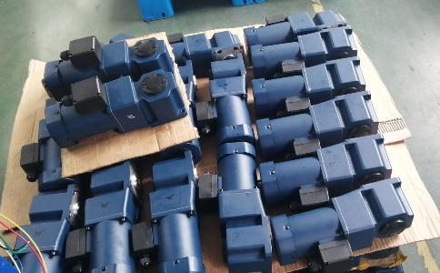 雙十一特惠!蘇州邁傳90W微型直角減速電機(jī)庫(kù)存供應(yīng)