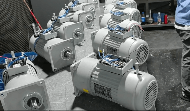 立式減速機馬達(dá)GV22-200-20-S-YB-G1帶手動釋放剎車-士元電機